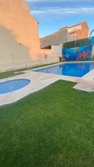 Casa adossada a Alameda. Casa en alameda pueblo con piscinas comunitarias puede ser tuya