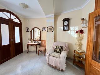 Casa a Cuevas de San Marcos. En exclusiva gran casa en cuevas de san marcos