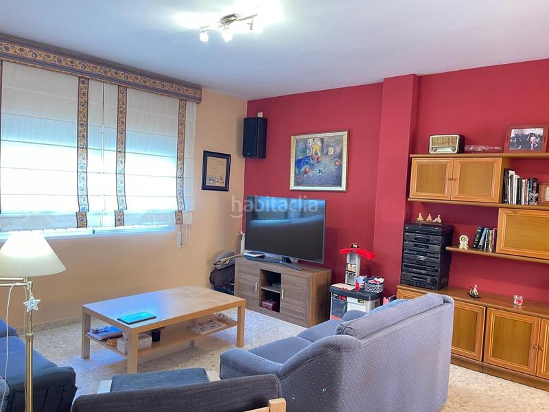 Foto d6ba908d-33f3-438d-85e0-455a9a4b6015. Casa con parcheggio in Fuentemora Antequera