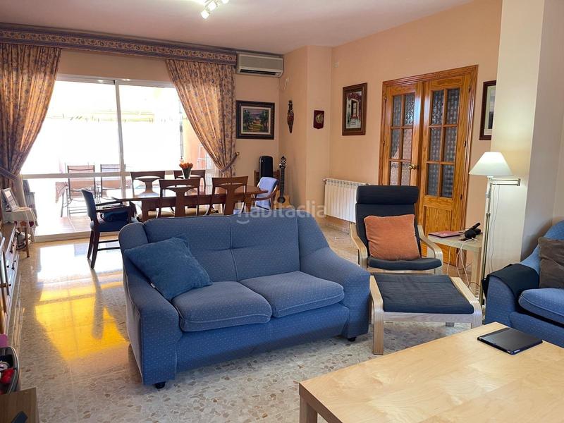 Foto f438f5b1-43e2-47f2-8c1c-0f403e238360. Casa con parcheggio in Fuentemora Antequera