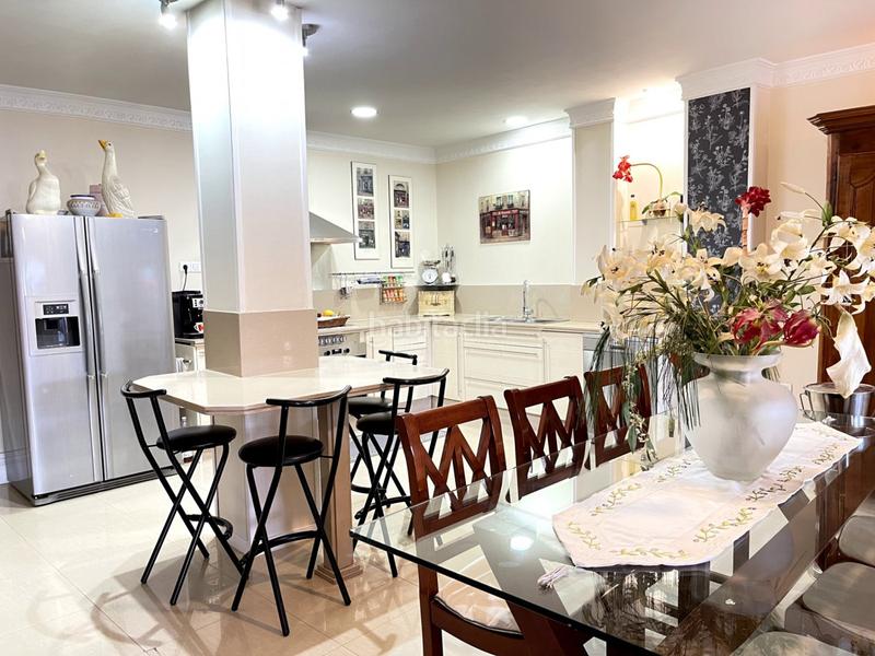 Foto f27d9be9-1527-42a1-820a-c528a22fe938. Casa amb calefacció aparcament piscina a Archidona