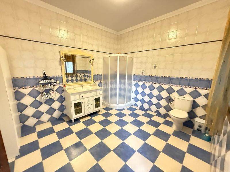 Foto 0646af43-510d-4e48-80ab-50e3b8becd59. Masia amb aparcament a Alameda