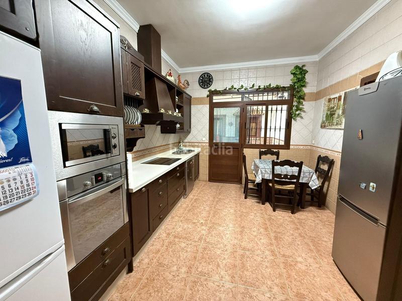 Foto 251923d8-10cd-4293-9c4e-3d507ec83187. Masia amb aparcament a Alameda