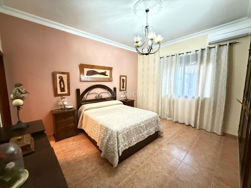 Foto 2791eb6b-7d0e-49fe-b4fa-b2025215c33b. Masia amb aparcament a Alameda