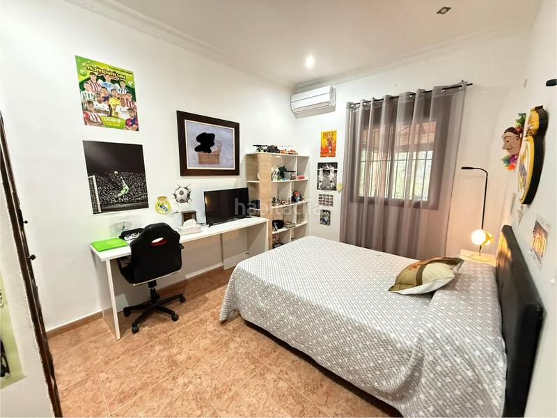 Foto 29b3cfee-f6a4-4d6d-b286-ce6890157d19. Masia amb aparcament a Alameda