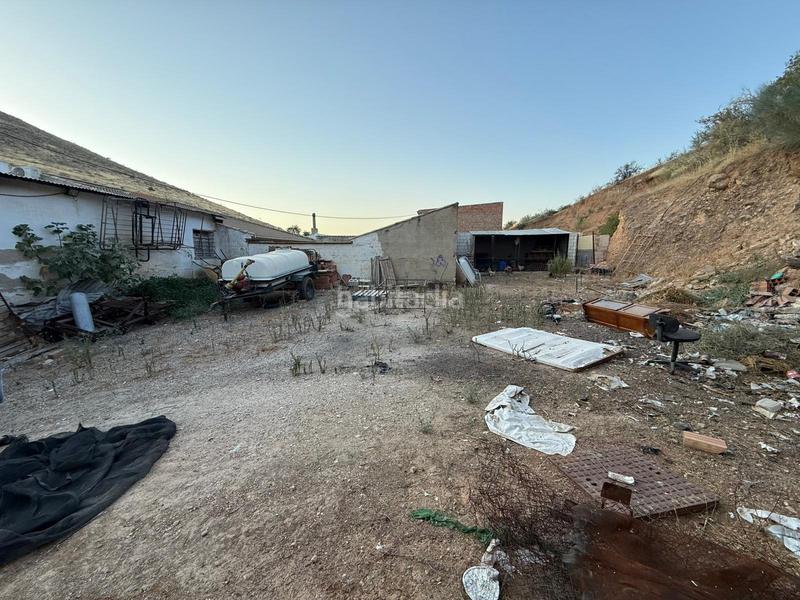 Foto 7d468e2b-834f-43e2-803d-12123654c9b7. Masia amb aparcament a Alameda