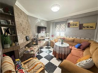 Maison à Alameda. Casa en alameda pueblo sale a la venta