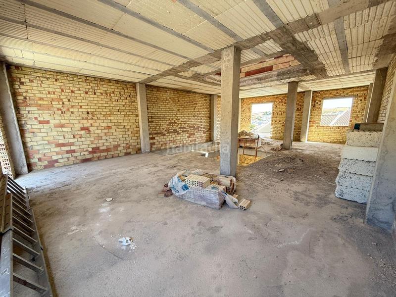 Foto 1f387ea3-5741-41e3-9d94-10c36065c31b. Maison avec parking dans Alameda