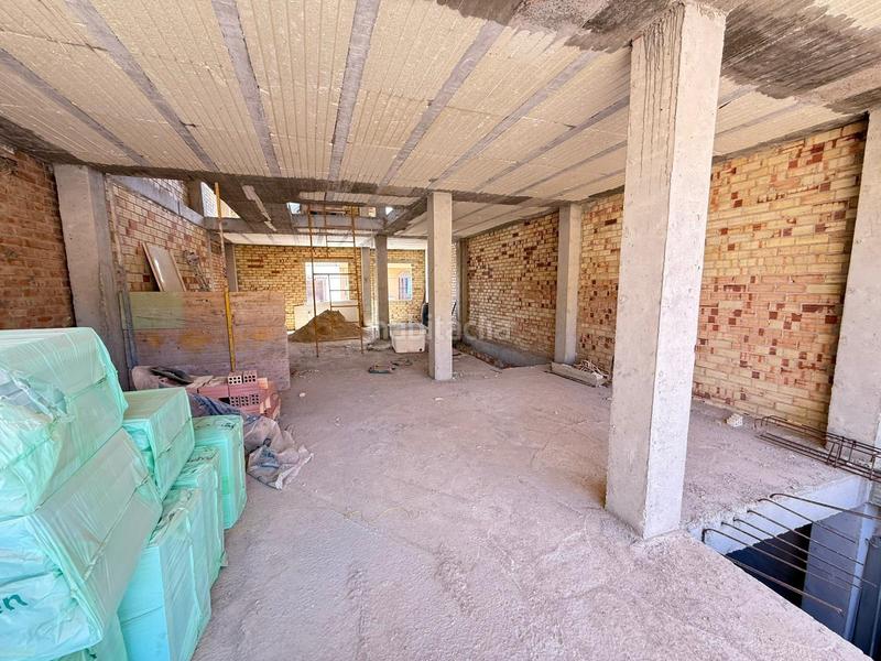 Foto 218df9a3-410f-463e-a9f0-1f8e9cadbe36. Maison avec parking dans Alameda