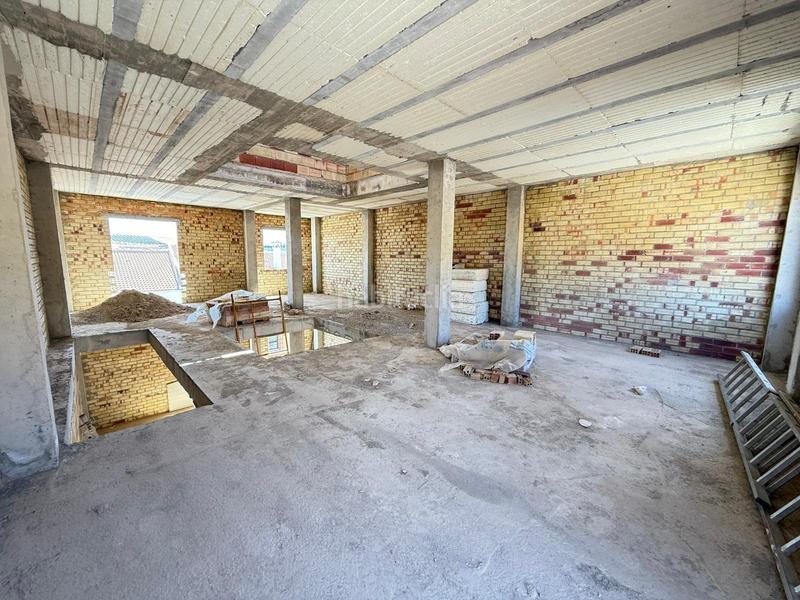 Foto b44ce329-42ed-48c5-9be4-23d376a121d2. Maison avec parking dans Alameda