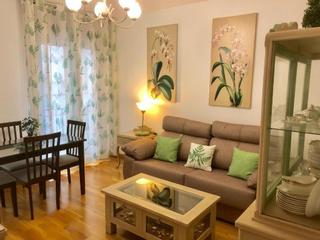 Appartement à Centro. Piso con patio y garaje muy centrico busca propietario
