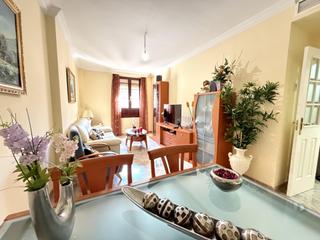 Piso en Centro. Piso centrico con cochera sale a la venta