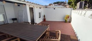Appartement à Cueva de Menga. Duplex centrico con amplia terraza con vistas espectaculares bus