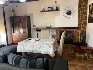 Haus in Alameda. Bonito piso duplex en alameda busca propietario