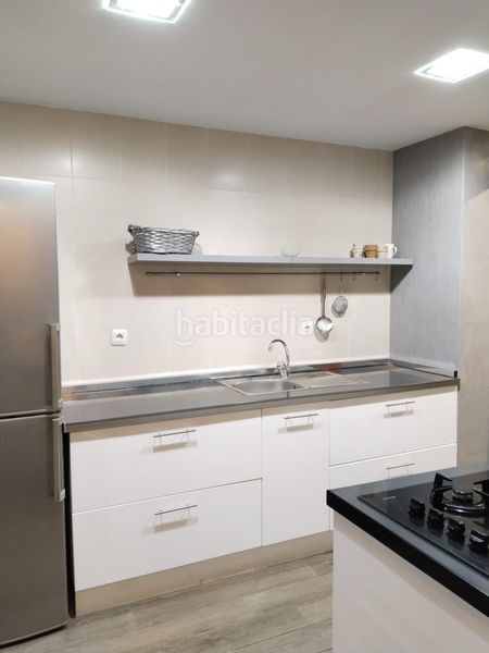 Foto a476258d-73aa-4590-8e02-159915f43330. Pis amb aparcament a Archidona