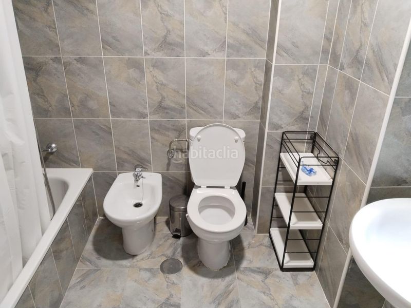 Foto bf5b2653-aadc-4926-92ff-e95ac8cf5102. Pis amb aparcament a Archidona