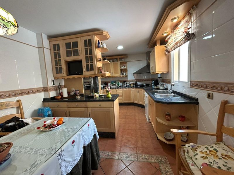 Foto 608b4279-0488-4a5e-9fd9-6ec1a3f6a655. Casa amb aparcament a Zona de la Vega Antequera