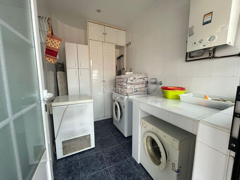 Foto a824b8a1-fb16-4fcd-b3f9-be4499ab741a. Casa amb aparcament a Zona de la Vega Antequera