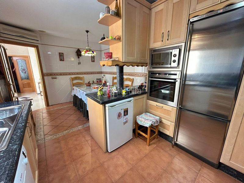 Foto bd35ec68-6ff5-4e51-9ace-2a2b4d5b4deb. Casa amb aparcament a Zona de la Vega Antequera