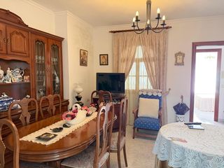 Etagenwohnung in Villanueva de Tapia. Amplio piso en villanueva de tapia, listo para entrar a vivir