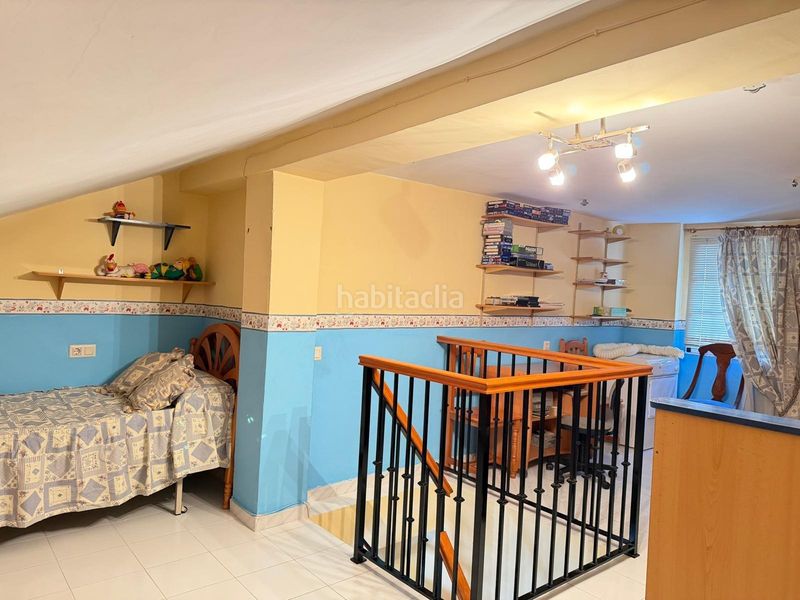 Foto 428e98bd-53b6-49c4-afec-db41d6d93154. Pis a Cueva de Menga Antequera