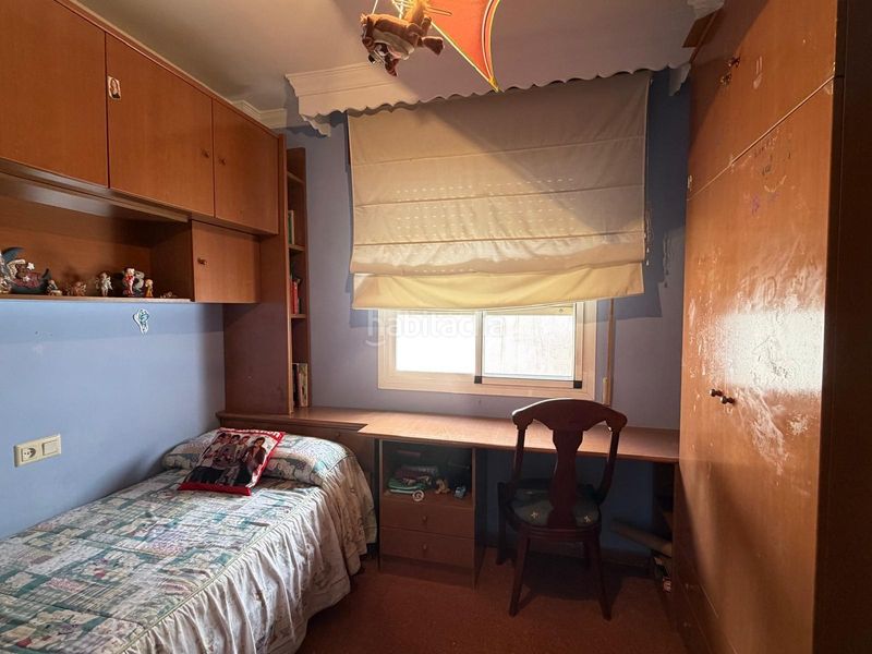 Foto dfbc5bdd-8eeb-477f-a794-aaf05bf58abd. Pis a Cueva de Menga Antequera