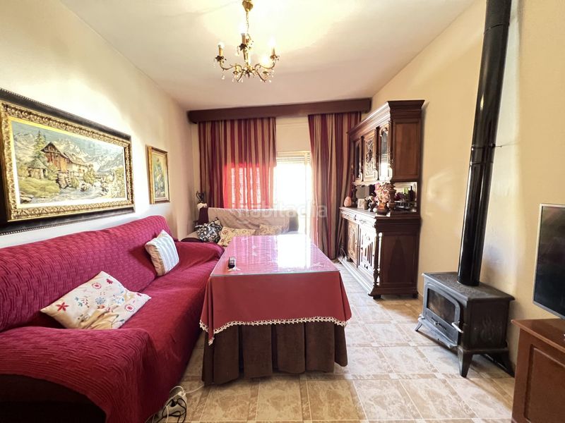 Foto a5295b5f-ee29-4050-a5a9-4d6ccd36a89d. Casa amb aparcament a Zona de la Vega Antequera