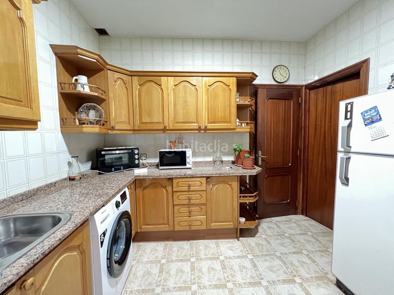 Foto a9e7a034-e40b-4b6f-bb29-d9152c5e005e. Casa amb aparcament a Zona de la Vega Antequera