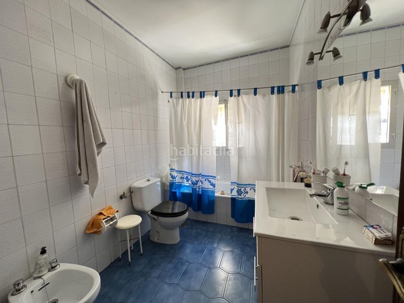 Foto f3493ead-ba5b-4539-aef5-a6ea0e8e004f. Casa amb aparcament a Zona de la Vega Antequera