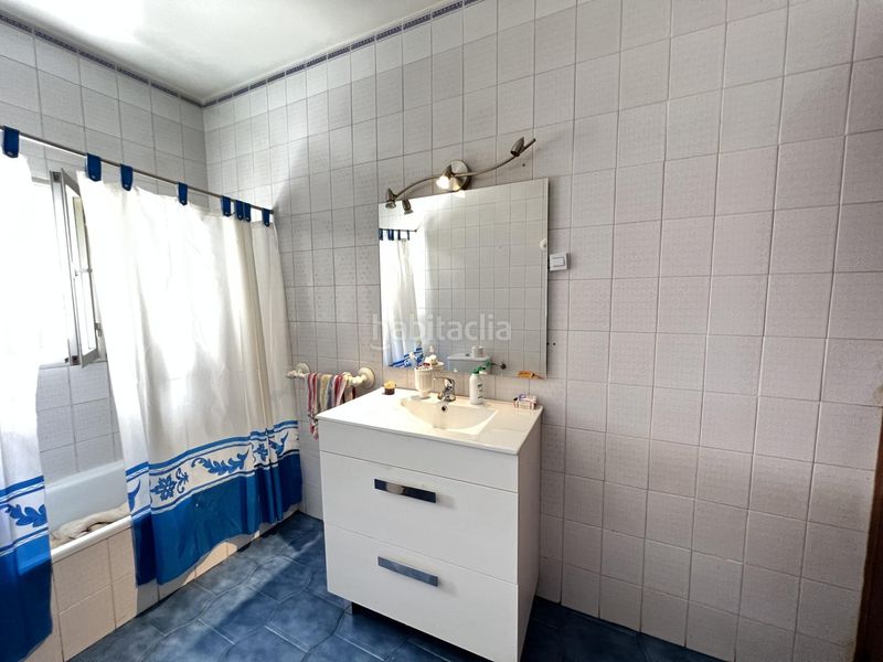 Foto ff3241bb-7a20-416e-8754-a32e89956a5b. Casa amb aparcament a Zona de la Vega Antequera