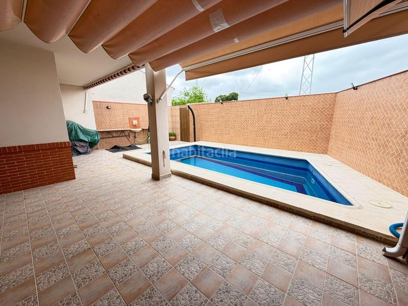 Foto 9db5d1a0-00ec-46fe-bf1b-4ddbf044e47c. Casa majestuosa casa con piscina y amplias terrazas en Fuente de Piedra