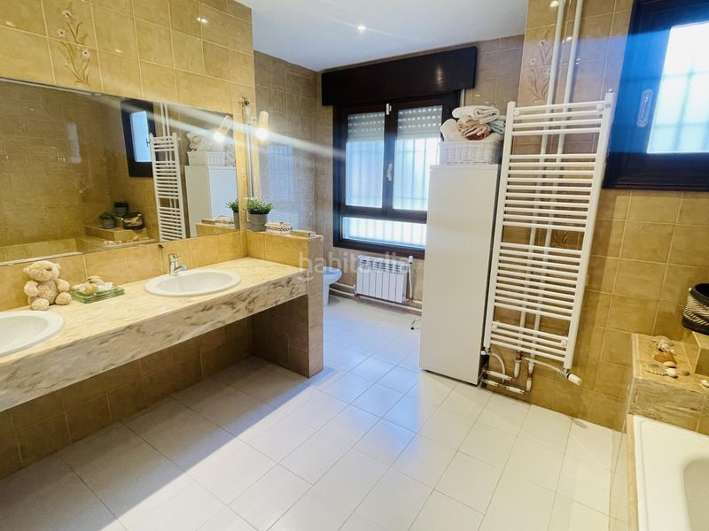 Foto 87132679-e04d-4d01-88ac-3a1739c4960f. Casa amb calefacció aparcament piscina a Centro Antequera