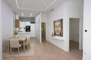 Flat  Calle de juan pablo segundo. Piso nuevo en parqueveronica busca propietario