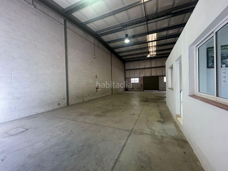 Foto 5b7ec850-5544-4614-8f28-248ed037eab0. Nave industrial nave en el poligono en Zona de la Vega Antequera