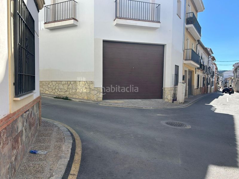 Foto d5a0da36-fb36-4f5a-bd3a-4a30af52fc86. Aparcament cotxe a Cueva de Menga Antequera