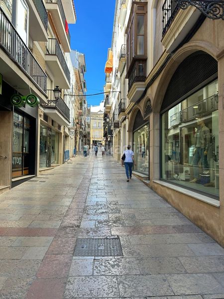 Foto fd74ea53-50da-4588-bf45-43a34b8f9c96. Local comercial a Centro Antequera