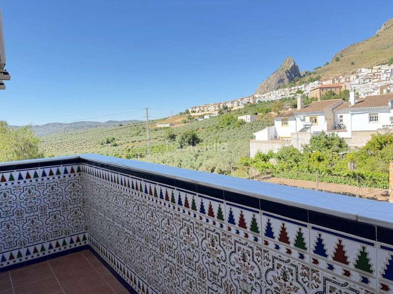 Foto cdecaea8-61f4-42c3-b58c-a15f9391891d. Casa amb calefacció aparcament a Archidona