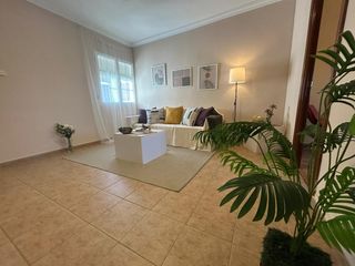Etagenwohnung in Casco Histórico. Amplio piso en san miguelpeñuelas, antequera  ideal para entrar