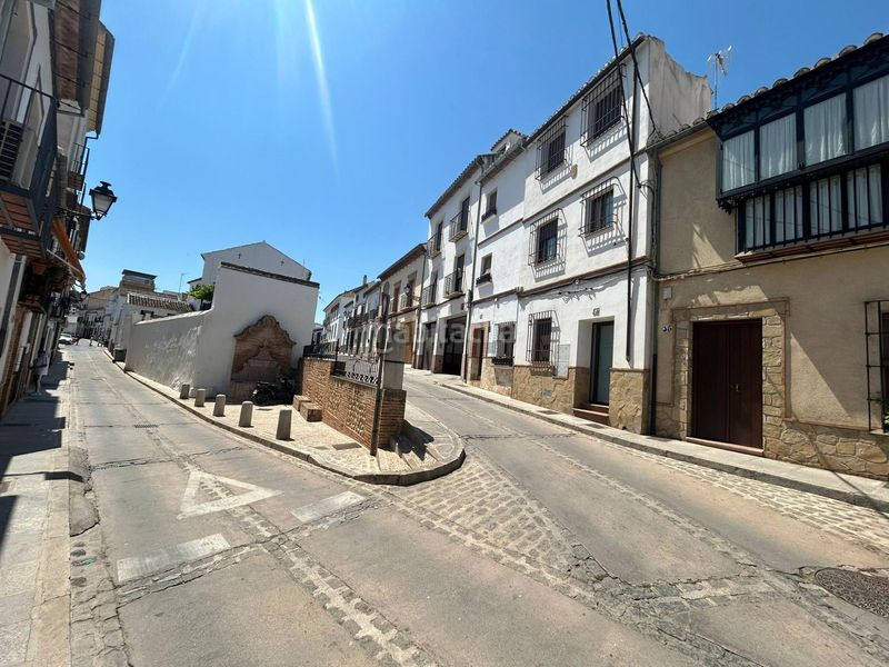 Foto 4a75168e-bdeb-48d3-8fd9-d7670102f6fc. Casa amb calefacció a Centro Antequera