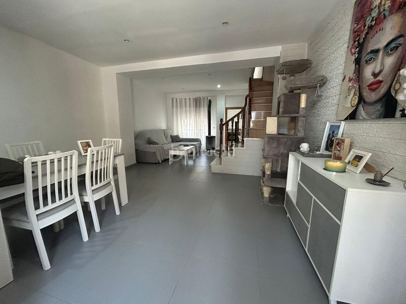 Foto 5bd78257-4a28-43c0-b3fb-113494c57660. Casa amb calefacció a Centro Antequera