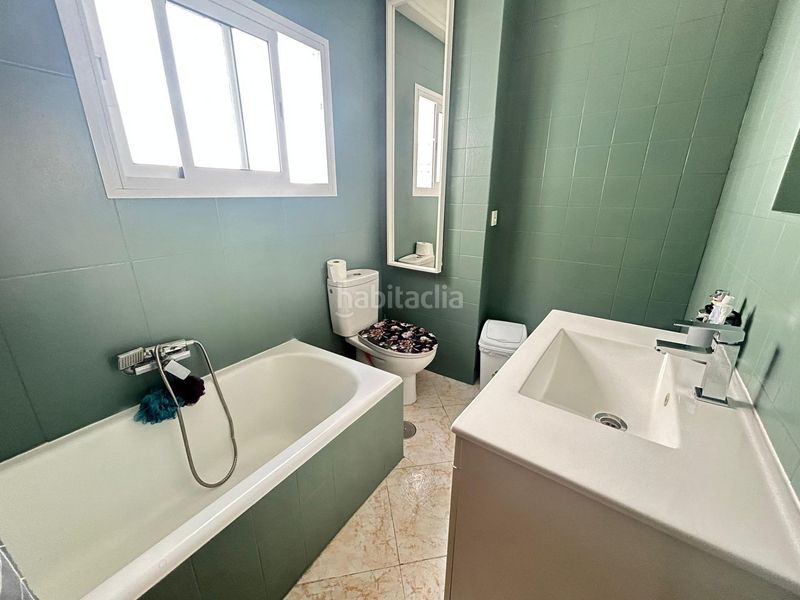 Foto e4a4d7d8-40d1-4cbe-94c4-05fc046fc630. Casa amb calefacció a Centro Antequera