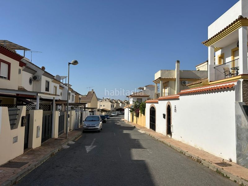 Foto 885bd304-99de-4dff-9ee3-2a796e0fef9c. Casa amb calefacció aparcament piscina a Mollina