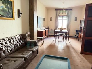 Haus in Fuente de Piedra. Amplia casa señorial en fuente piedra sale a la venta