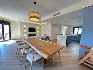 Appartement à Centro. En exclusiva amplio piso recien reformado en pleno corazon de an