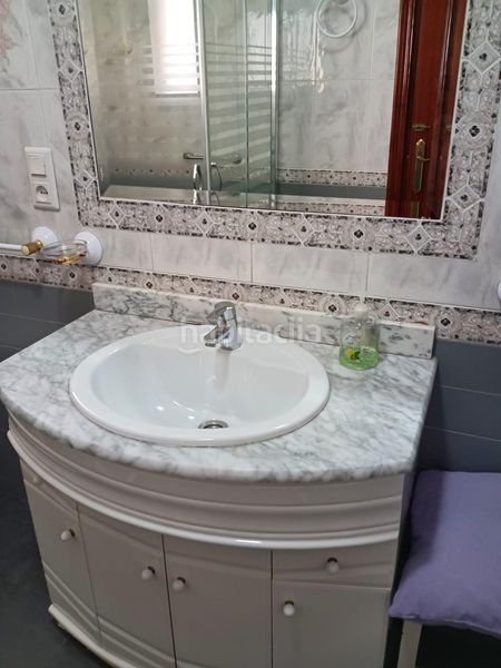 Foto a14e0e0e-f3b9-4278-94f5-faea632add29. Casa amb aparcament a Campillos