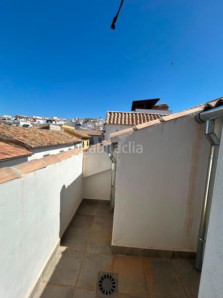 Foto c837e805-296e-4264-8188-823f3840961a. Dúplex amb calefacció a Cueva de Menga Antequera
