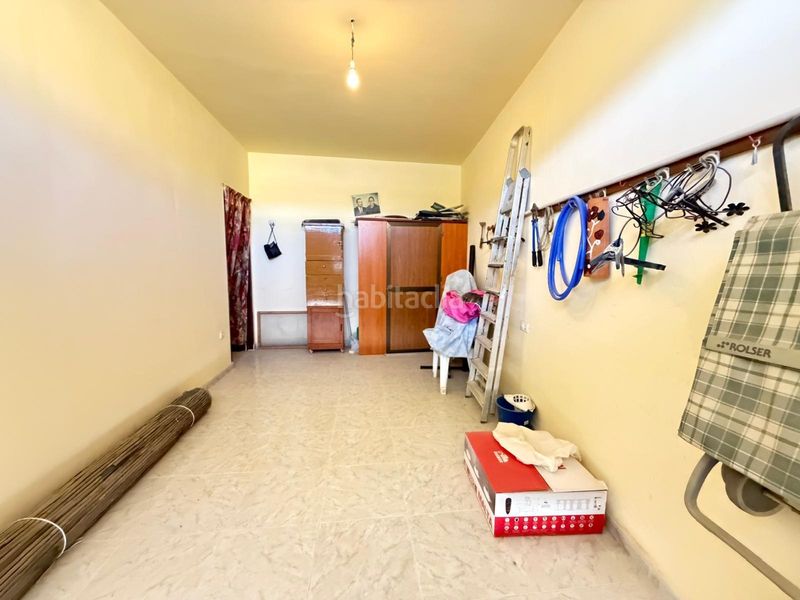 Foto 925e4f9c-61a0-407a-8f72-0c58f162d66c. Casa amb calefacció aparcament a Alameda