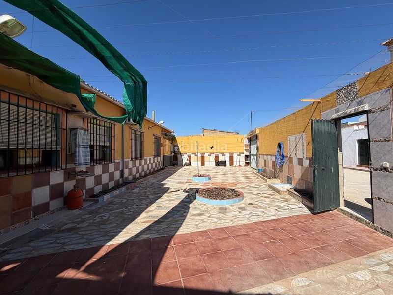 Foto ab832346-84ec-49f5-9ff4-a50b181a531e. Casa amb calefacció aparcament a Alameda