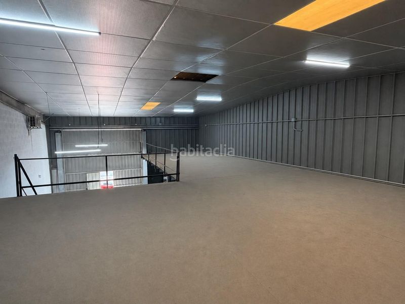 Foto 43fb2db4-8ee1-4a8a-9b8c-f0e9f98e257a. Nave industrial nave en el poligono sale a la venta!!!!!! en Antequera