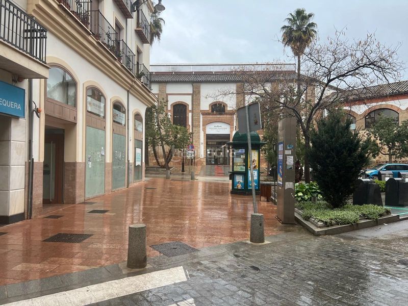 Foto f8b82c29-d041-4382-8767-073be2d5f9d0. Edificio in Cueva de Menga Antequera